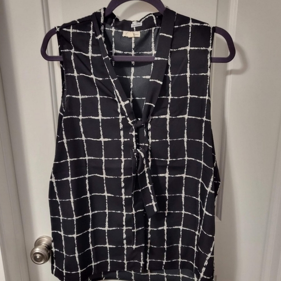 Dress top - Picture 9 of 9